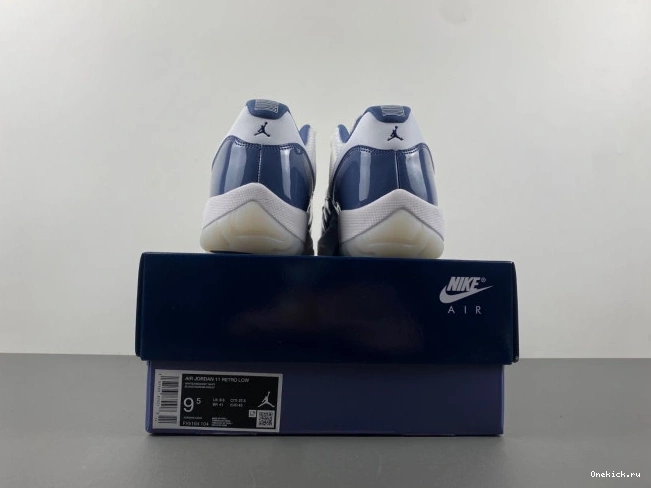 One Kick Midnight Jordan 11 FV5104-104 Retro (2024) Navy Low 0813